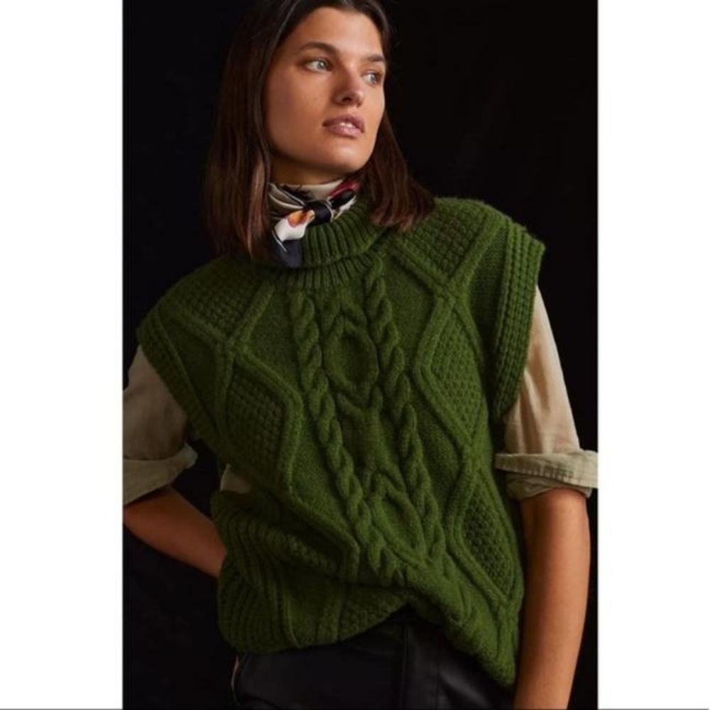 Anthropologie NWT Cable Knit Turtleneck Sweater Vest One Size in Moss